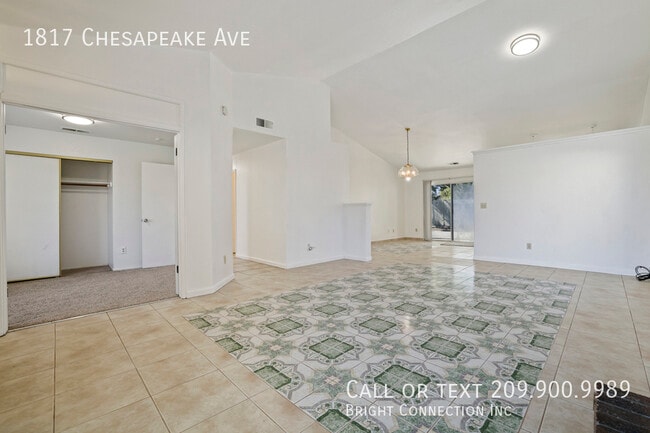 Building Photo - 1817 Chesapeake Ave