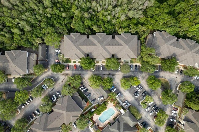 Building Photo - 17110 Carrington Park Dr