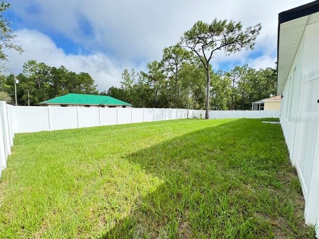 Building Photo - 3741 W Forest Dr