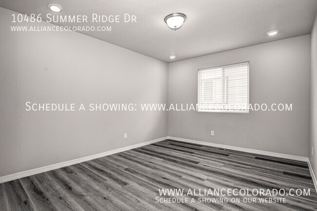 Building Photo - 10486 Summer Rdg Dr