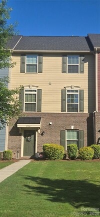 Building Photo - 3746 Speer Blvd