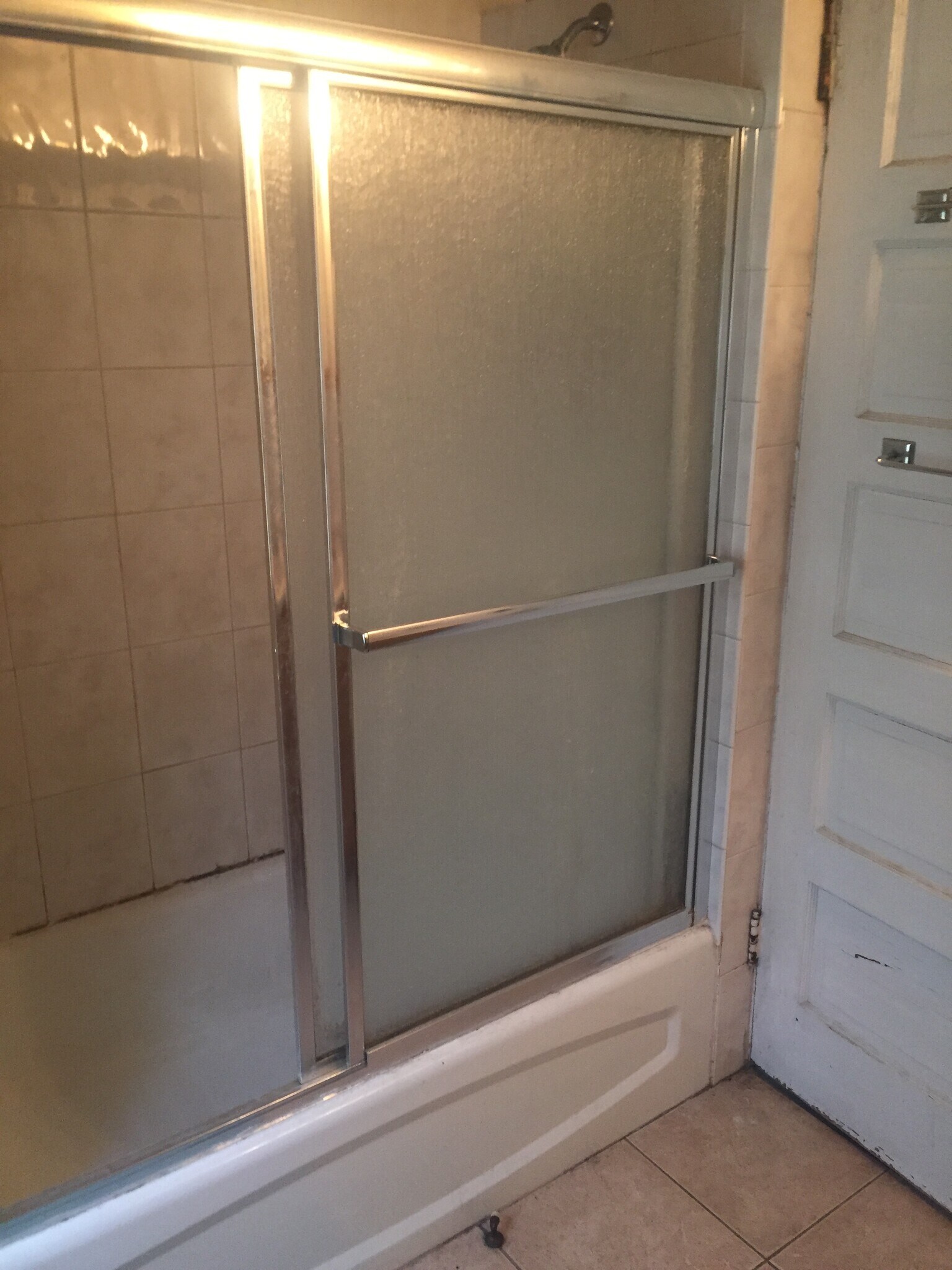 Building Photo - 904 Ackerman Ave