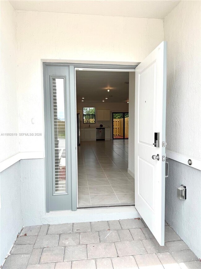 Building Photo - 359 NE 16th St