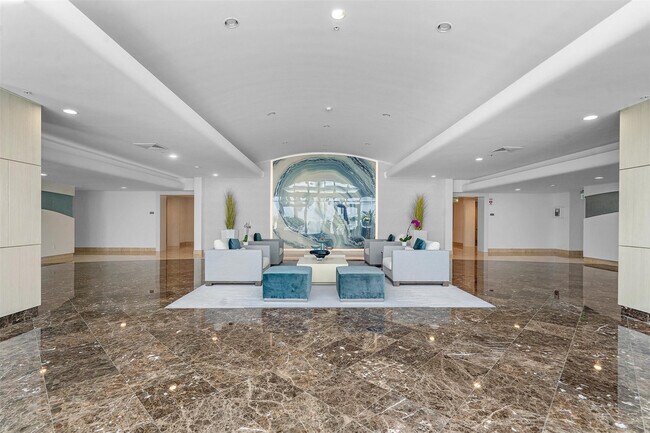 Building Photo - 715 Bayshore Dr