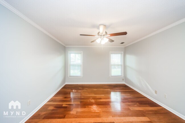 Building Photo - 8464 Buckhurst Rd