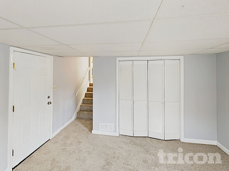 Building Photo - 3626 Whitfield Way