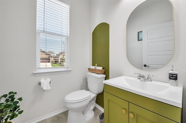 Building Photo - 12520 Anthology St