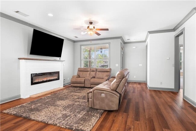 Building Photo - Charming Craftsman Home in Solamere