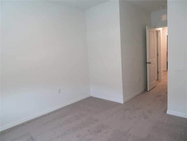 Building Photo - 17212 Bigleaf Mahogany Ln