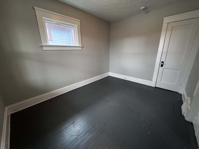 Building Photo - 10008 Mt Auburn Ave