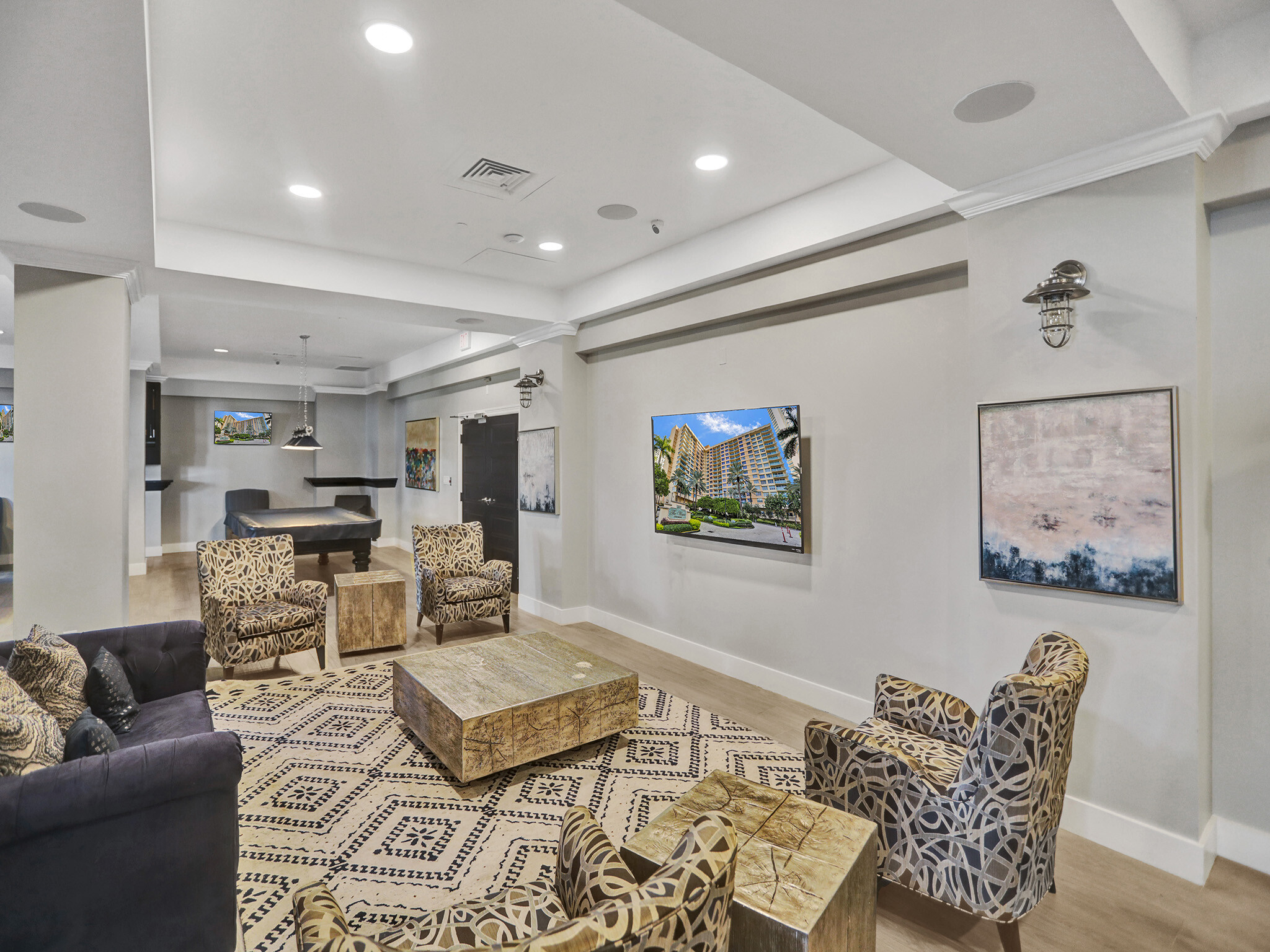 Building Photo - 2501 S Ocean Dr