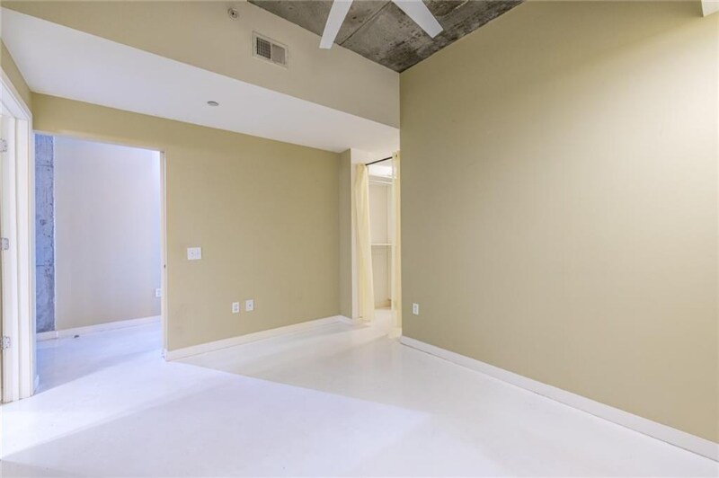 Building Photo - 335 W Ponce de Leon Ave