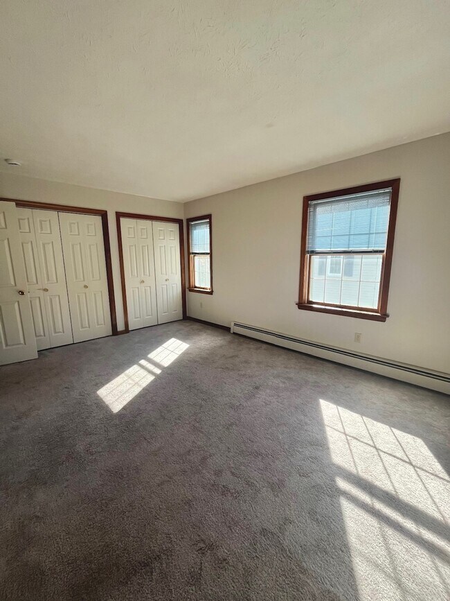 Building Photo - 61 Deer Run Trl