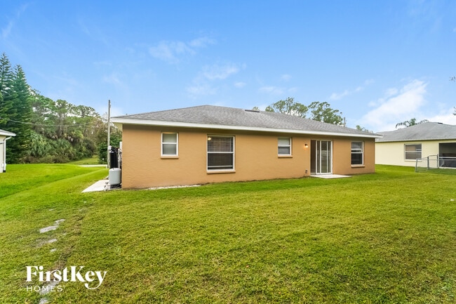 Building Photo - 3836 Candia Ave