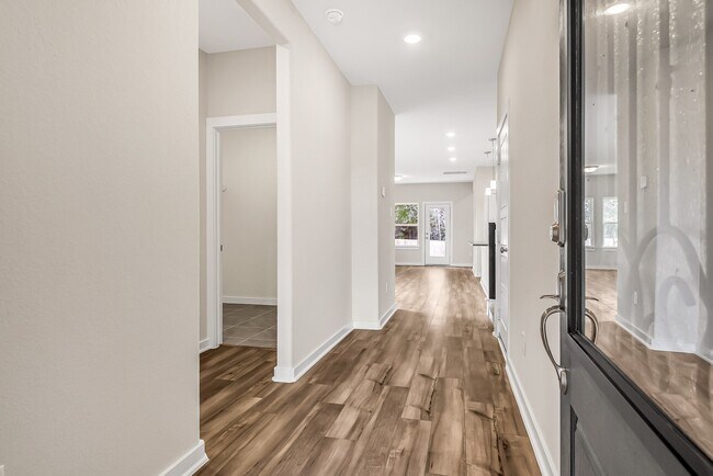 Building Photo - 17925 Canopy Trce Ct