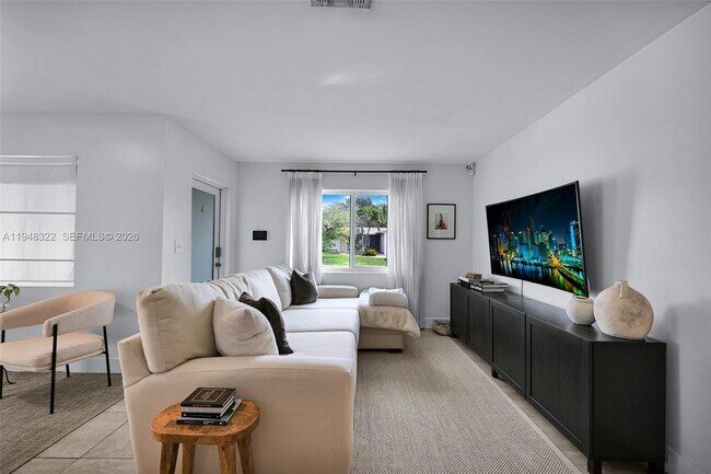 Building Photo - 8780 SW 200th Terrace