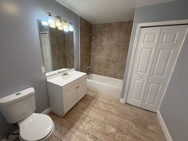 Building Photo - Beautiful 4BR/3BA Home