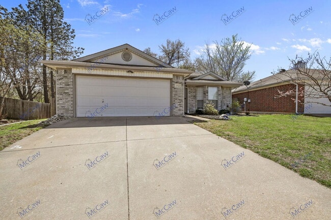 Building Photo - 5719 Colebrook Trail
