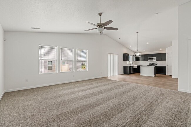 Building Photo - Beautiful Newer Built Home in a Prime Cald...