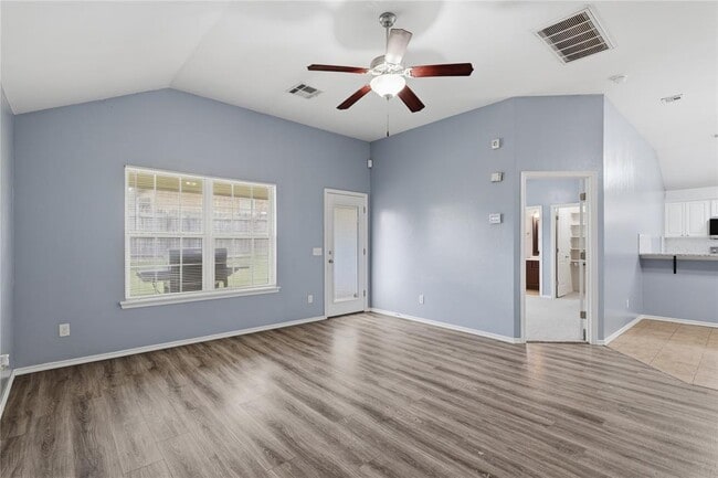 Building Photo - 605 Inverleith Cir