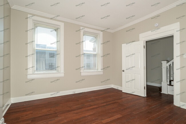 Building Photo - 3505 Winnebago St