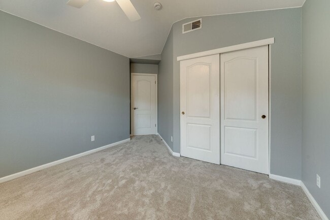 Building Photo - Stunning Folsom Split-Level Home with Pool & 3-Car Garage in Quiet Cul-De-Sac