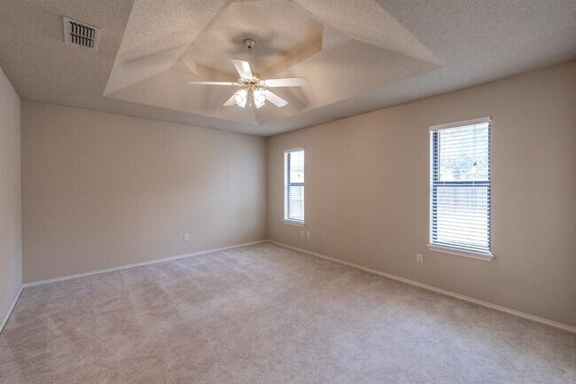 Building Photo - Beautiful Home In South Lubbock! Available...