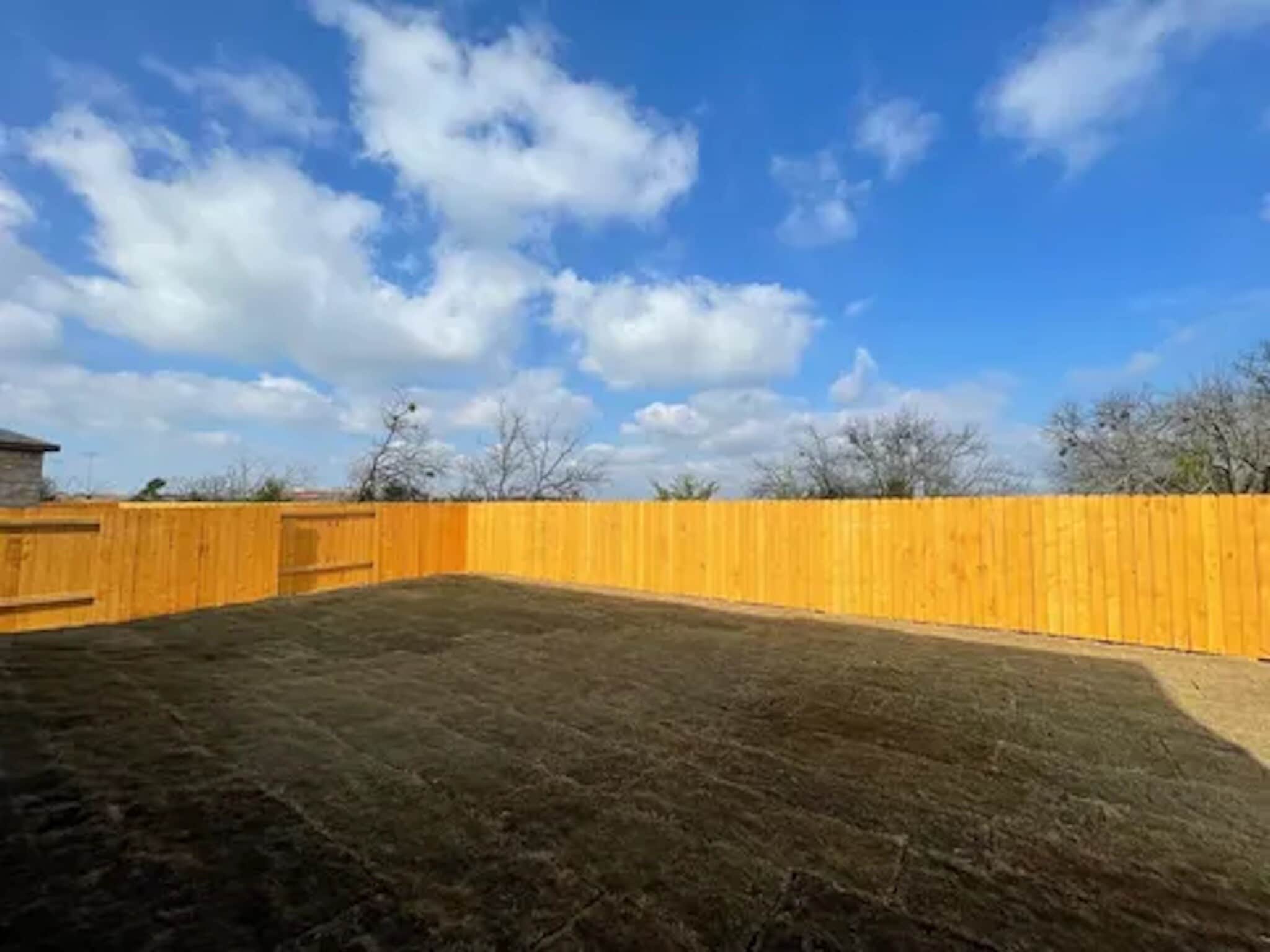 Building Photo - 1702 Sandalwood Way