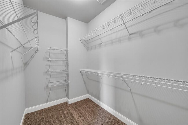 Building Photo - 304 Red Cap Cir