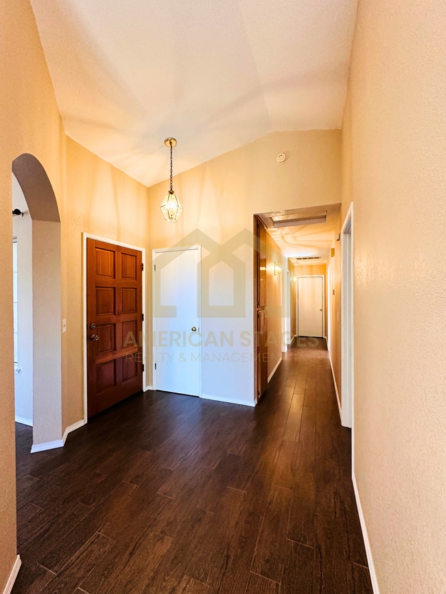 Building Photo - 4281 Ridgecrest St