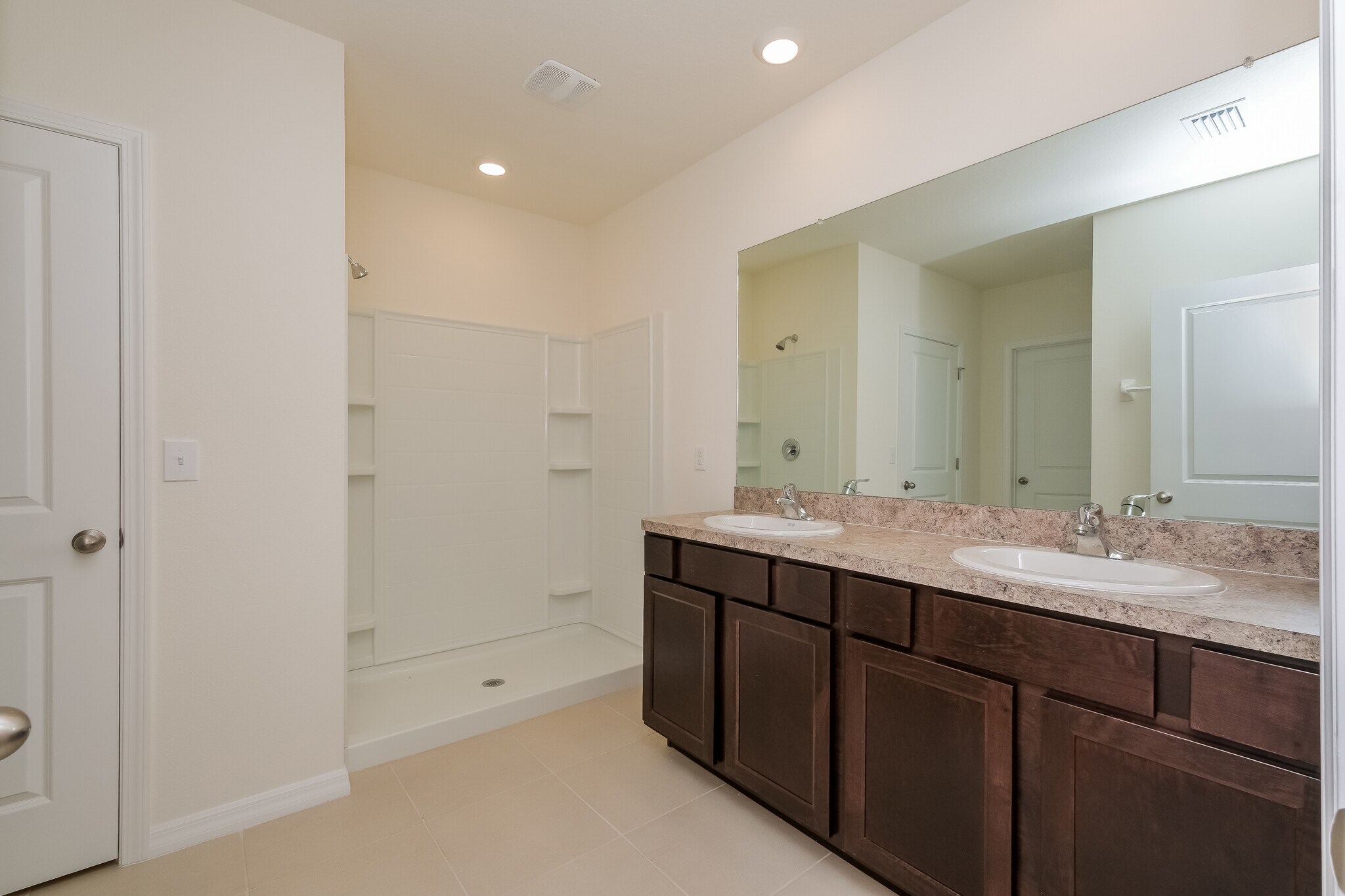 Building Photo - 1707 Johnson Pointe Dr