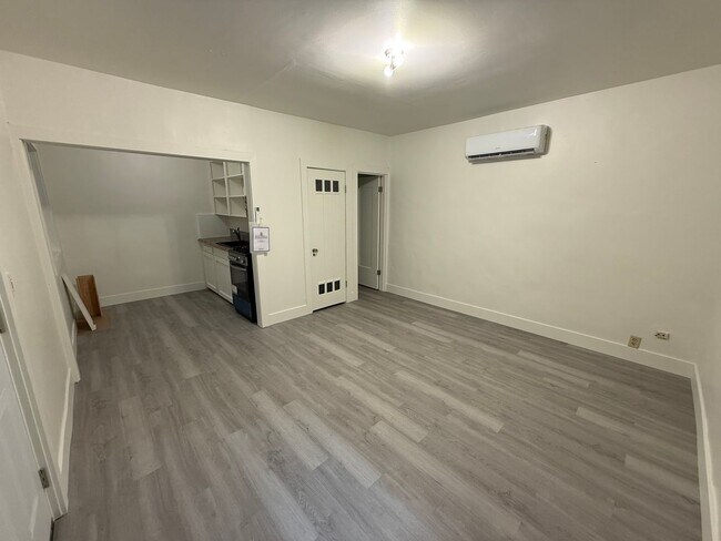 Building Photo - 14755 Armstrong Woods Rd