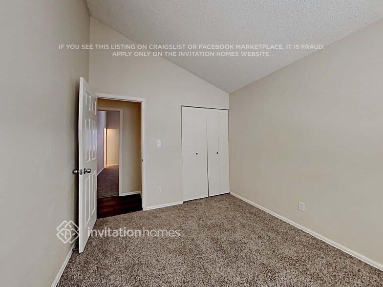 Building Photo - 3474 Foxridge Dr