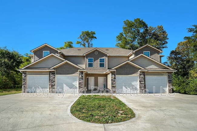 Building Photo - 6311 NE 44th St