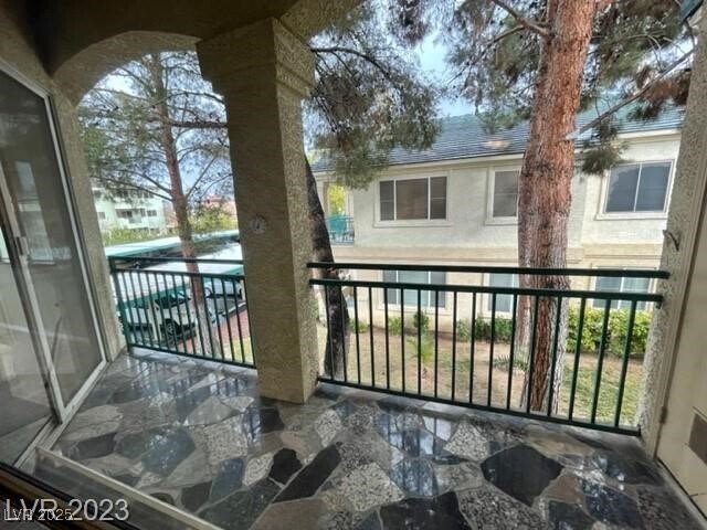 Building Photo - 5155 W Tropicana Ave