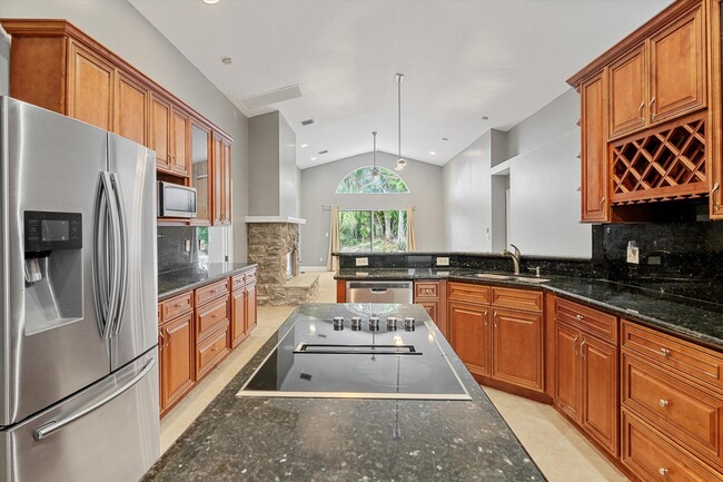 Building Photo - 1851 Oak Berry Cir