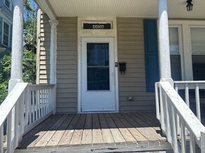 Building Photo - 440 Newport News Ave