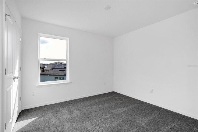 Building Photo - 1217 Grassland Ave