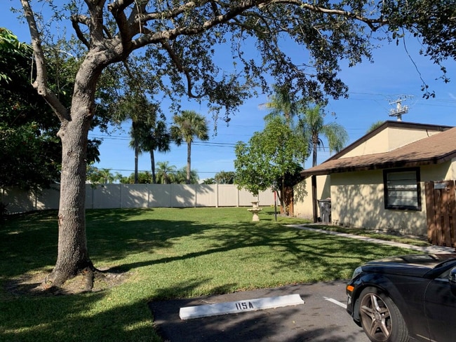 Building Photo - 4958 Alder Dr