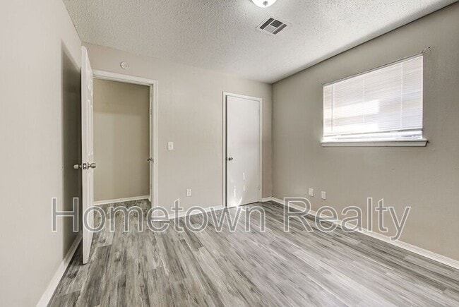 Building Photo - 333 NW 90th St