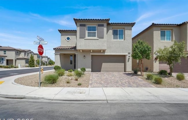 Building Photo - 4630 Summer Azure St