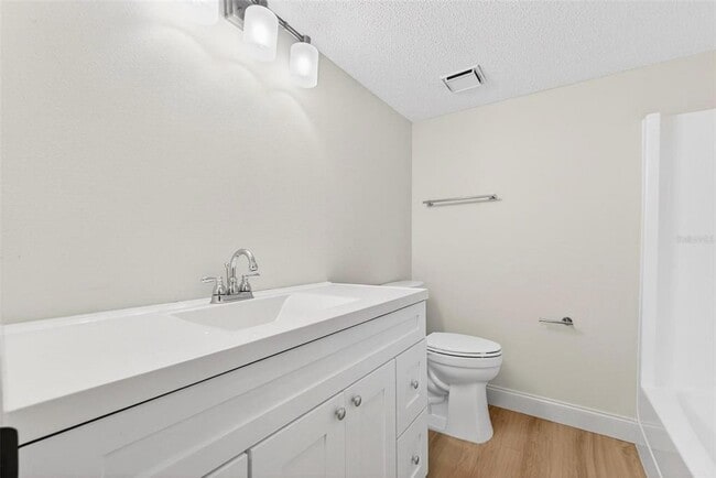 Building Photo - 2302 S Manhattan Ave