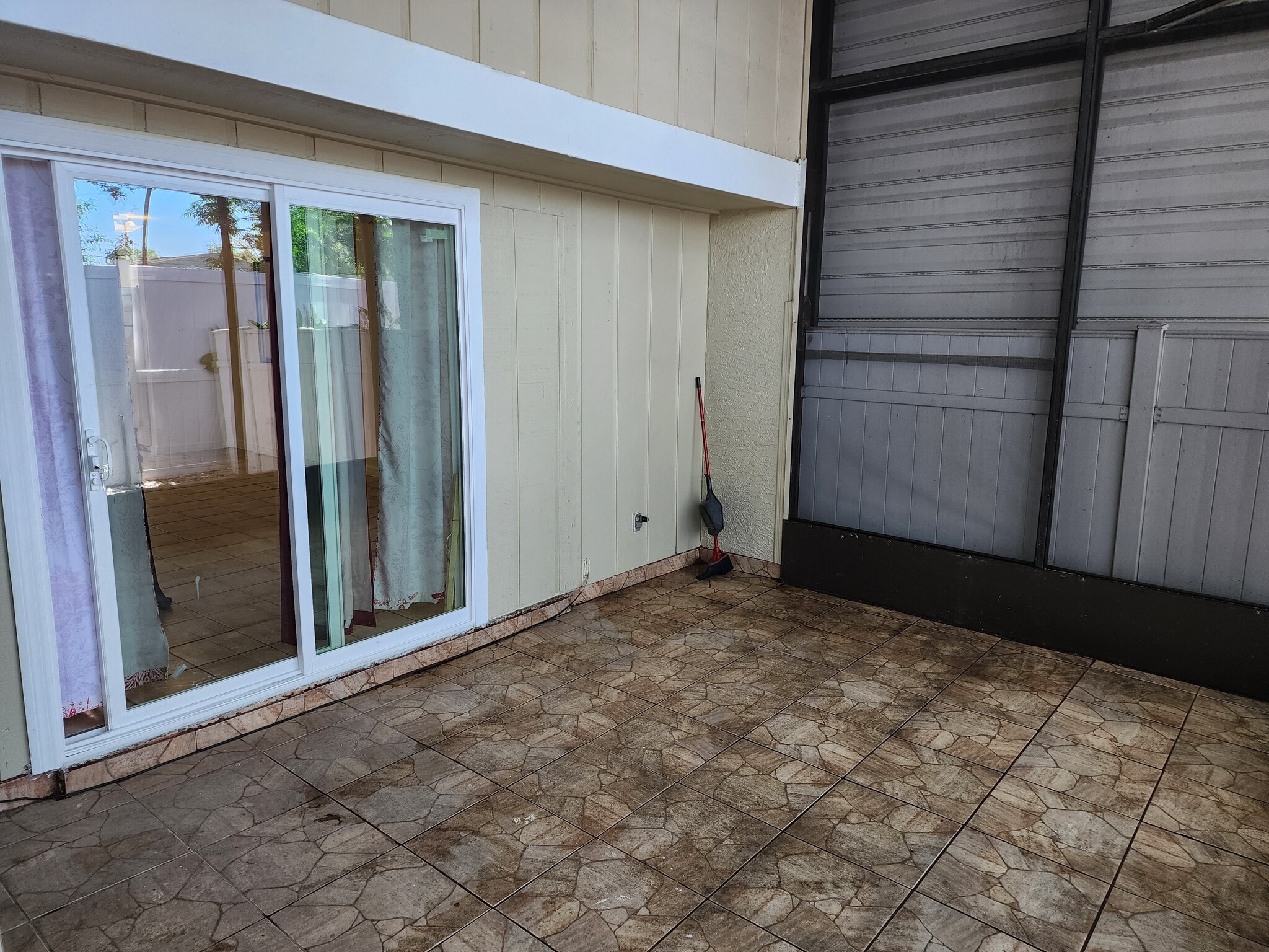 Back Screened Porch - 2751 S Pines Dr