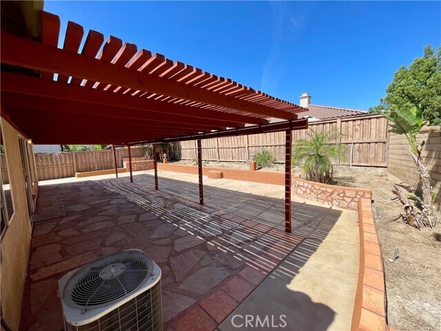 Building Photo - 147 Ropango Way