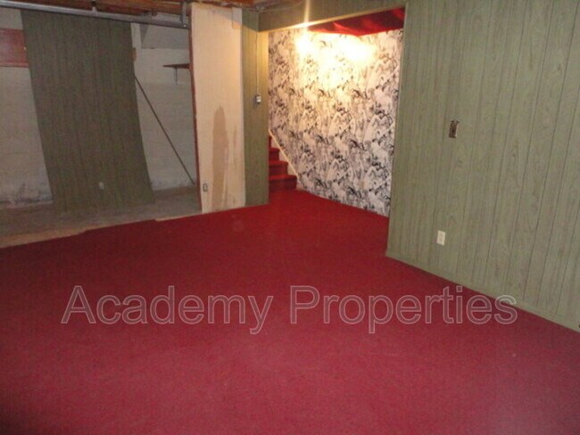 Building Photo - 1417 Pennel Dr