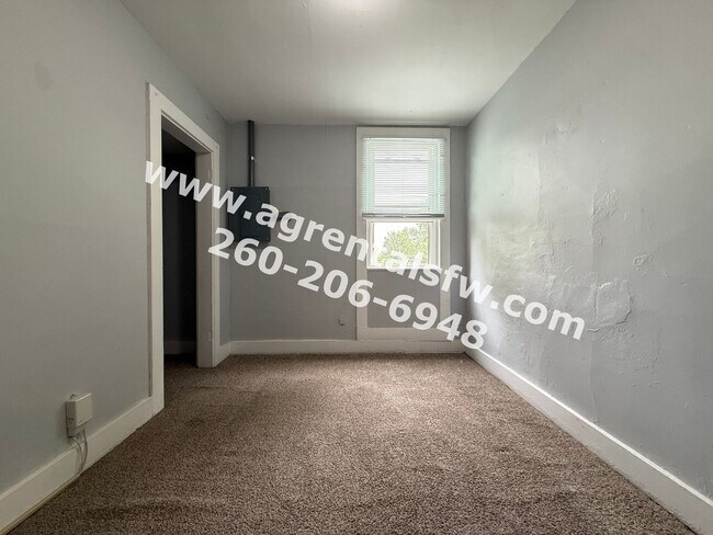 Building Photo - 2919 S Harrison St