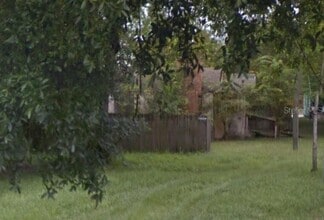 Building Photo - 1125 E 24th St