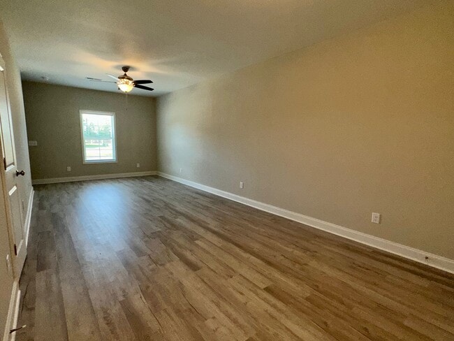Building Photo - 2845-A Jubilee Dr