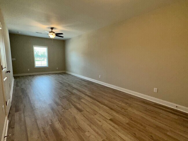 Building Photo - 2845 Jubilee Dr