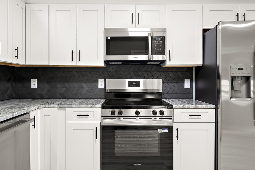 Building Photo - 31568 Old Ocean City Rd